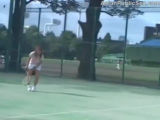 亚洲人 网球 法庭 公 性别